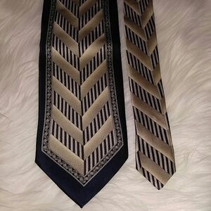 Vollerei Silk Hand Made in Italy 58"